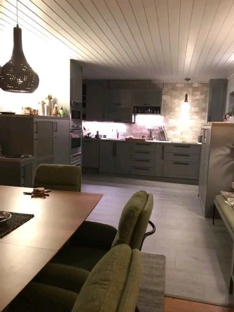 #arendala #sprutlackeradeköksluckor #renoverakök #sprutlackering 

www.arendala.se