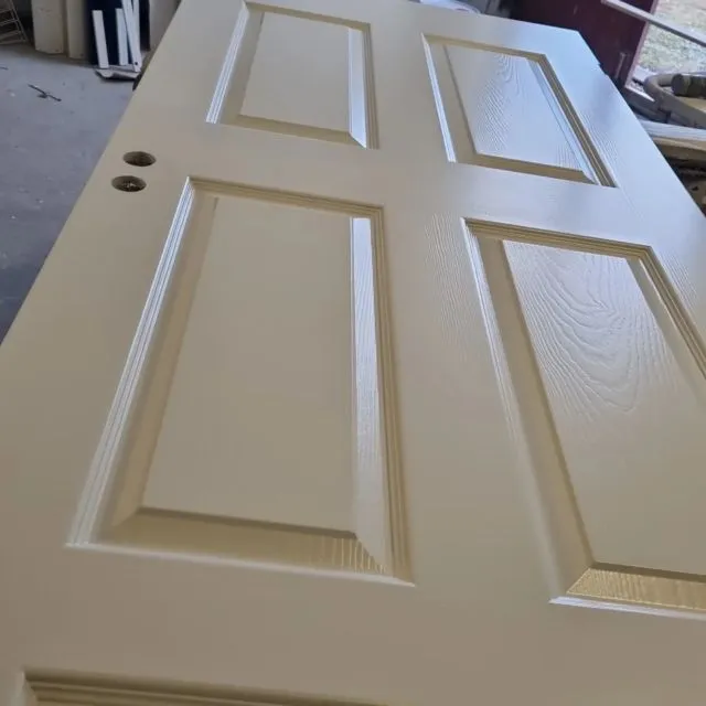 Som nya. 

Här har vi målat dörrar med struktur till en kund i Lund. Det är inte första gången vi kör dörrar från just detta område i Lund. Säkert inte sista heller. 
#sprutlackering
#arendala
#inredningslackering

www.arendala.se